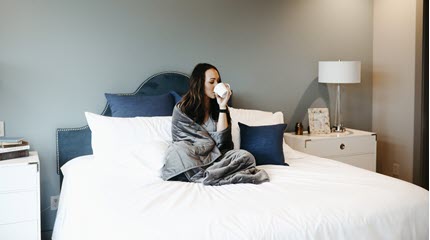 4 Ways to Feel Less Lonely When You’re Sick