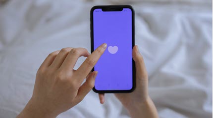 Person using a dating app